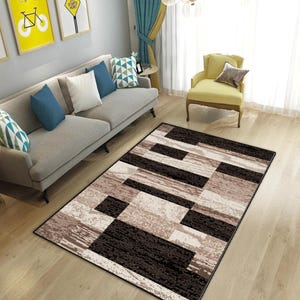 モダンなエリアラグ、ニュートラルなパッチワークラグ、ベージュのリビングルームカーペット、ダメージ加工の抽象柄ラグ、現代的なホームデコレーションフロアラグ