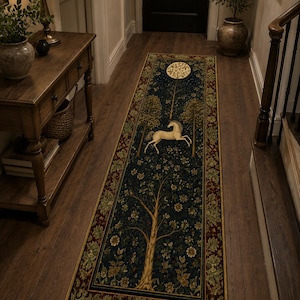 Magisk estetisk enhörningsmatta i cottagecore-stil, mörk akademisk folklore-dekor, gotisk maximalistisk fantasikonst, förtrollad sagolik accent bild 3