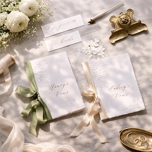 Minimal Wedding Vow Book, Personalized Vow Boo Embossed 3D Floral Paper, Custom His and Hers Vows, Gold Handwriting Name Vow Book, Elegant Wedding Keepsake