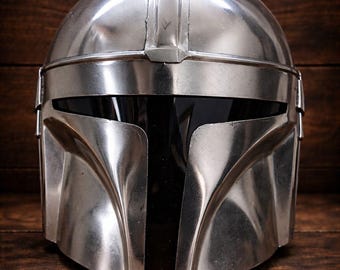Handcrafted Chrome Mandalorian Helmet – Star Wars Collectible Cosplay Prop