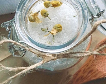 Meersalz Geschenkset für müde Füße, Entspannung & Achtsamkeit, Meersalz mit getrockneten Blüten Bio, ganzheitliche Wellness Box, Selfcare
