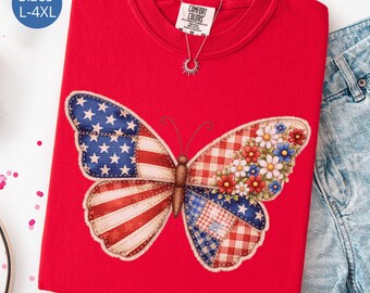 Camiseta de talla grande con estampado patriótico de mariposas y patchwork sintético, camiseta con la bandera estadounidense para mujeres de talla grande, camiseta del Día de la Independencia, camiseta Comfort Colors