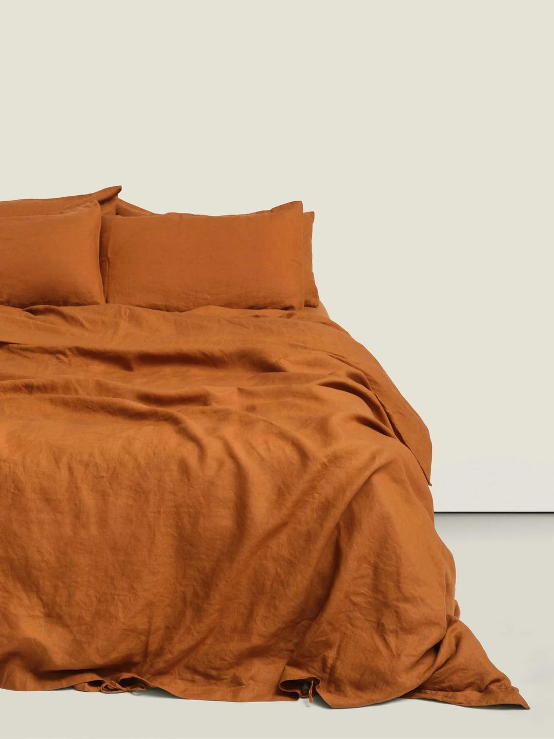 tobacco bedding Celso de Lemos Calypso (Tobacco) in vibe Tobacco Linen Duvet Cover Set,