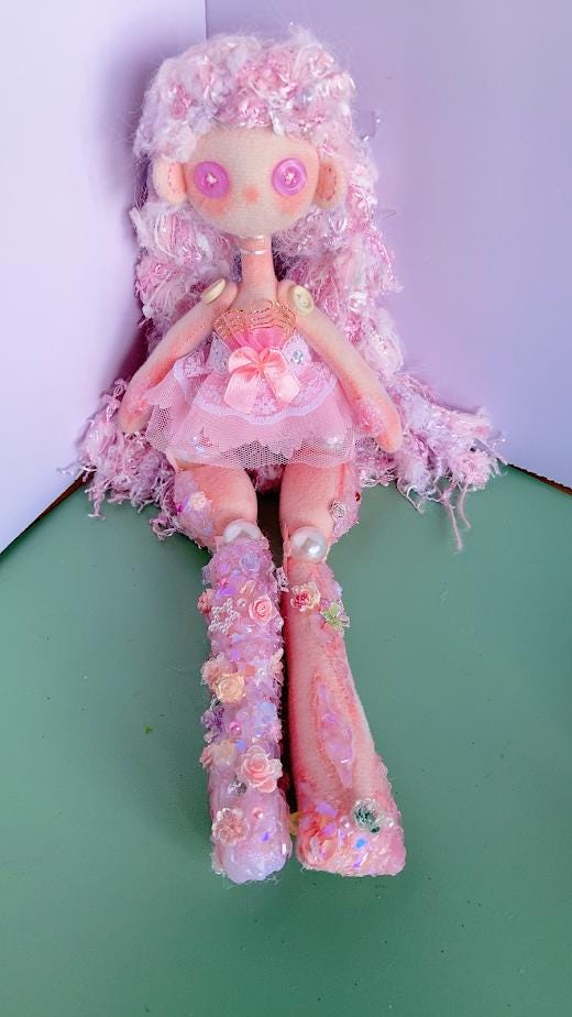ハンドメイド アートドール ボタンの目 人形 Button eye doll - Etsy 日本