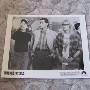 Wayne&#39;s World Movie Promotional Glossy Photograph Black White 1993 Paramount Motion Pictures