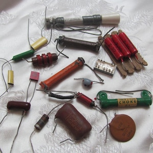 Lot of 17 Assorted Vintage Electronic Components Circa 1940's - Capacitor Resistor Radio Frequency Choke LED Diode // For Craft Jewelry