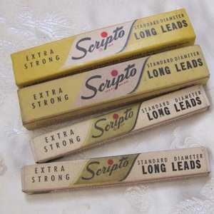 4 wkłady Vintage Scripto Extra Strong Writing Long Graphite w oryginalnych pudełkach E440B i E450HB // Wkłady do ołówków mechanicznych USA 0,046" Standard