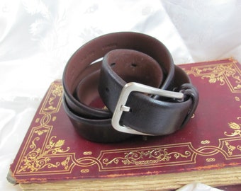 ヴィンテージ ダークブラウン レザーベルト シルバーバックル付き