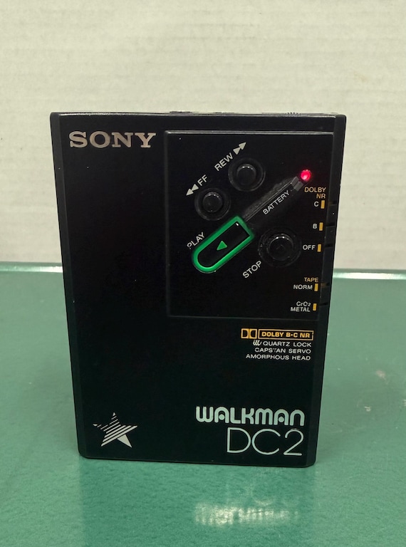 Rare Vintage Sony Walkman WM-DC2 Japan Serial#15686 Works Amazing