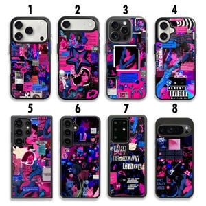 Puede incluir: Ocho fundas para teléfono con diseños de collage en rosa, azul y negro. Cada funda presenta texto, estrellas e imágenes. Diseñadas para varios modelos de teléfono, ofrecen estilo y protección.