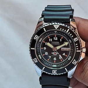 Vintage Citizen Automatic Diver Watch: Black Dial, Day-Date, Japan Made