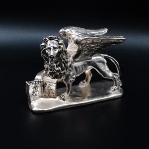 Handmade Winged Lion of Venice Statue: 925 Sterling Silver Plated Desk Decor