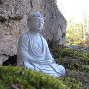 Buddha Statue, Meditating Buddha, Buddhist Concrete Statues, Oriental Garden, Buddha Figurine, Garden Buddhas, Garden Decor, Concrete Statue
