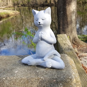 Yoga Cat, Garden Decor, Buddha Cat Garden Statue, Meditating Cat, Cat Statue, Zen Concrete Statue, Cat Memorial, Yogi Decor, Prayer Pose