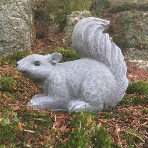 Squirrel Statue, Concrete Squirrels, Concrete Squirrel Figure, Cement Garden Decor, Garden Statues, Concrete Statues, Cement Statues, Stone