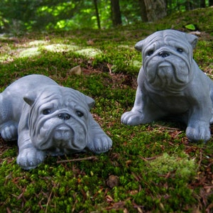 Estatuas de bulldog, decoración de jardín de bulldog, monumento al bulldog inglés, figuras de bulldog, pareja de bulldogs, estatuas de perro pintadas para jardín