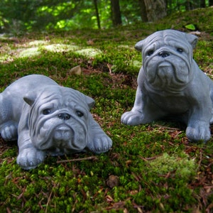 Bulldog Statues, Bulldog Garden Decor, English Bulldog Memorial, Bully Figurines, Pair of Bulldogs, Painted Dog Garden Statues