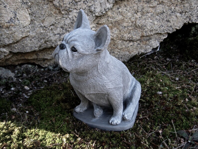 frenchie dog statue
