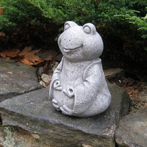 Frog Statue, Zen Frog Buddha, Meditating Yogi Frog, Concrete Garden ...