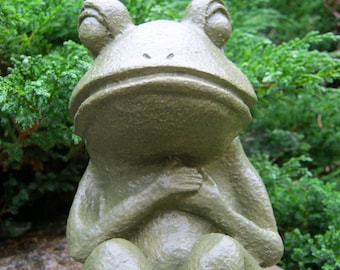 Green Frog Statue, I Love You With All My Heart, Concrete Garden Frogs, Outdoor Art Decor, Cement Statues, Garden Decor,