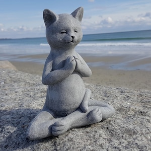 Buddha Cat, Meditating Cat, Yoga Cat Garden Decor, Cat Statue, Prayer Pose, Concrete Zen Statue, Cement Yard Art, Cat Memorial, Yogi Decor