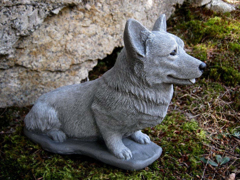 outdoor corgi statue