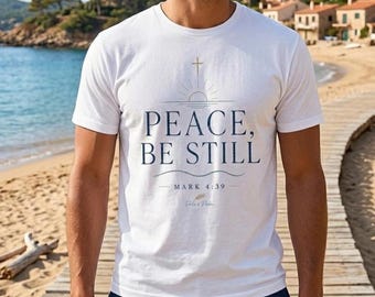 Diseño "Paz, quietud", Marcos 4:39. Gráfico de escritura costera con amanecer y dibujo lineal de olas.