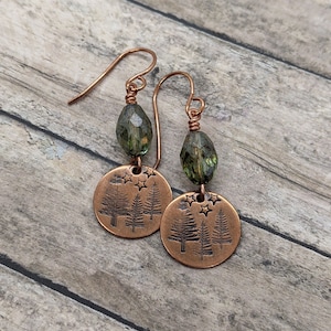 Copper earrings woodland scene starry sky 7th anniversary gift for nature lover  green glass beaded jewelry metalsmith jewelry stamped coppe