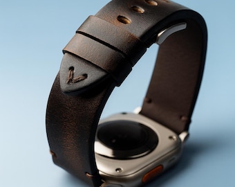 Handmade Retro Brown Leather Apple Watch Band: Rugged iWatch Strap