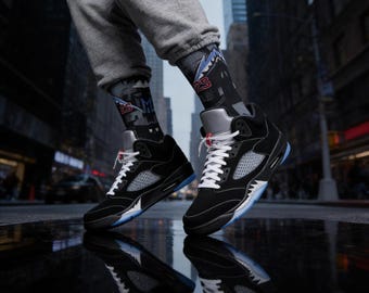 Crew Socks Jordan 5 Retro OG Black Metallic repensés | Streetwear, avion de chasse, aviation