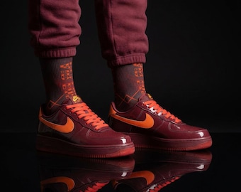 Nike Air Force 1 Low Patent Mörkröda Matchande Crew-strumpor | Vinröda