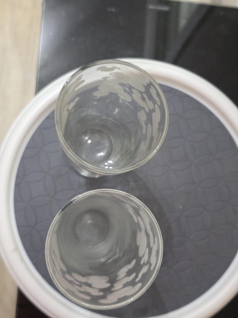 Disney Mickey Mouse Frosted Head Pilsner Glasses Fluted Beer Tumblers Pair Set 2 image 5