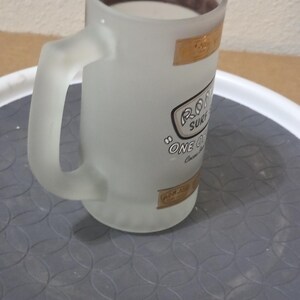 1989 Ron Jon Surf Shop Frosted Glass Stein – Surf Cruiser Mug – Cocoa Beach Vintage image 3