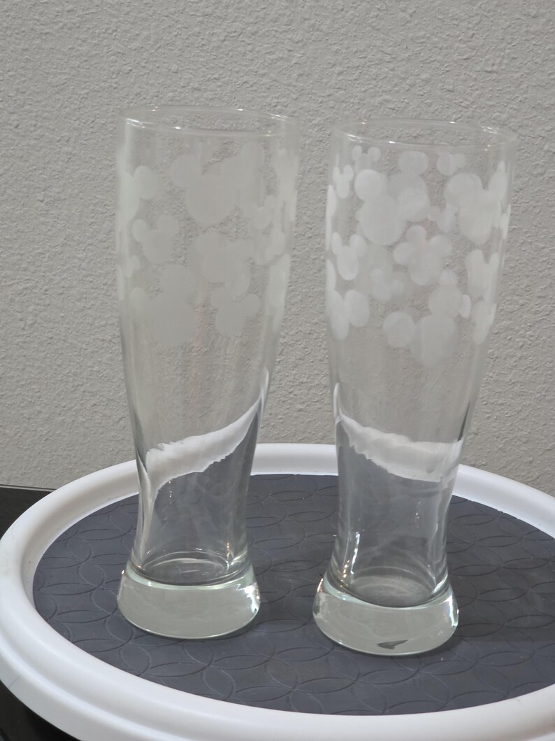 Disney Mickey Mouse Frosted Head Pilsner Glasses Fluted Beer Tumblers Pair Set 2 image 2