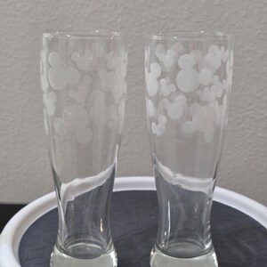 Disney Mickey Mouse Frosted Head Pilsner Glasses Fluted Beer Tumblers Pair Set 2 image 3