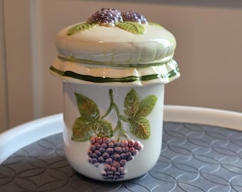 Vintage Majolica Blackberry Fruit Jam Jar Figural Lidded Canister 4.5"