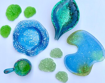 Resin Pond Tray, Lilly Pads, Wavy Water Tray, Leaf Pour, Scoop | Wetlands | Sensory Play | Small World Play