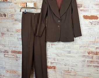 Vintage 1970er Jahre Frank Lee Braun Polyester Hosenanzug Set Disco mit breitem Revers