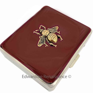 Bee Pill Case met 8 compartimenten ingelegd in handgeschilderd oxbloed emaille art deco motief met personaliseren en kleuropties
