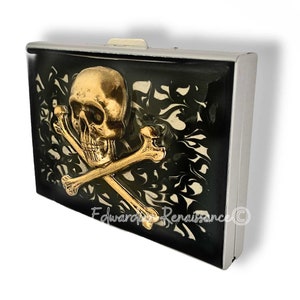 Cartera de calavera y tibias cruzadas en estuche para tarjetas de crédito con bloqueador RFID y esmalte en forma de remolino de tinta negra pintado a mano con opciones personalizadas y de color