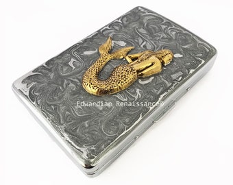 マーメイド シガレット ケース。手描きのターコイズ渦巻きエナメルで