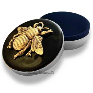 Caixa de joias Queen Bee: esmalte preto pintado à mão, opção personalizada