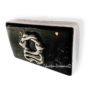 Estojo de cigarro de serpente embutido em esmalte preto pintado à mão Art Deco Carteira de metal de cobra Personalizar e opções de cores