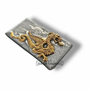 Dragón de oro antiguo inspirado en el juego de tronos con incrustaciones de esmalte brillante plateado metálico con opciones personalizadas y de color