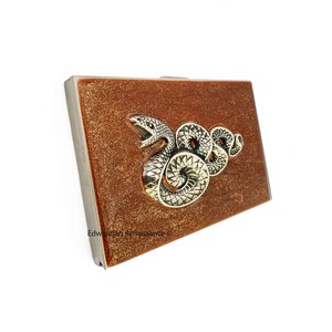 Estuche de cigarrillo Serpent en esmalte de cobre metálico brillante pintado a mano Serpiente victoriana gótica con opciones personalizadas y de color disponibles