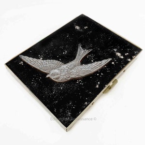 Cigarreira andorinha em esmalte preto pintado à mão com motivo de pássaro neo vitoriano com respingos de prata com opções personalizadas e de cores