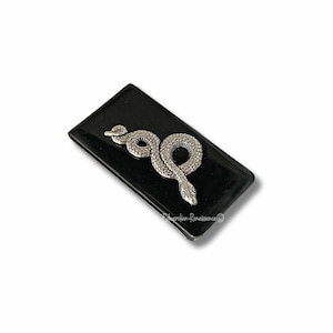 Pinza para billetes de plata antigua con forma de serpiente, inspirada en una serpiente gótica, estilo vintage, regalo personalizado y opciones de color, con incrustaciones de esmalte negro brillante.