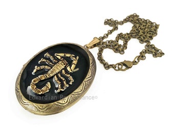 RARE* Vintage Apollo Scorpion Roman Numerals Dainty Gold  display picture 2
