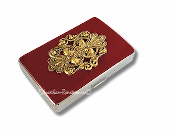 Premium Photo | Choice Of Modern Smoking Concept Disposable Electronic Cigarettes And Broken