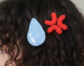 Zabawna spinka do włosów z gniewną emoji – ręcznie robione na szydełku spinki, wyjątkowy czerwony symbol ekspresji, oryginalny prezent dla dziewcząt i kobiet